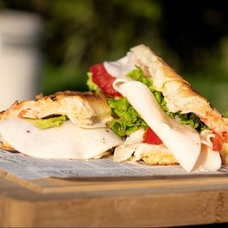 SENDVIČ: Ćureća prsa - sir