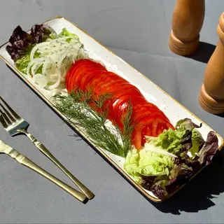 Śopska salata 200g