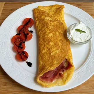 Omlet sa prsutom