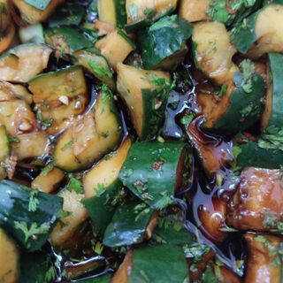 Krastavci u azijskom stilu. 150g.