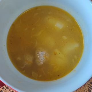 Piletina supa sa ćuftama