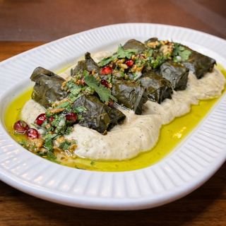 dolma sa mesom i sosom maconi