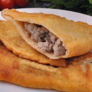čebureki sa govedinom 180g