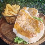 Sendvic prsut i sir 350 grama