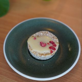 Posni kolačić od maline i kokosa 