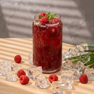 Raspberry & mint lemonade