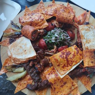 Harbiye Special Kebab for 2 Persons / Harbiye karışık 2 kişilik 600G