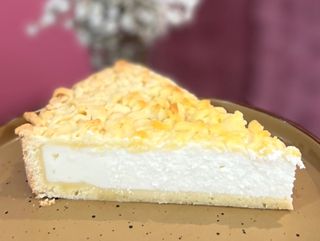 Cake with cottage cheese