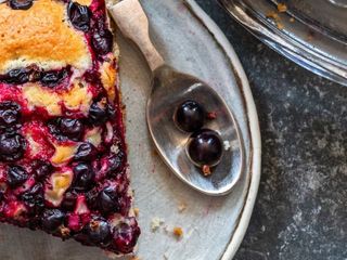 Pie with black currant