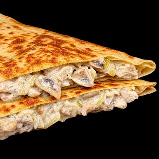 Velika palacinka sa piletinom i pecurkama
