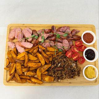 Plata miks kobasica (Crnogorska kobasica, kobasica sa sirom, ljuta kobasica)