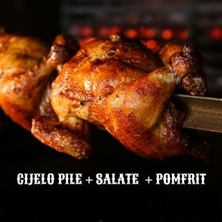 Whole Rotisserie chicken 2000gr