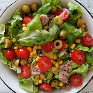 Tuna salata