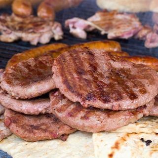 Mix pljeskavice+leskovacka 1kg