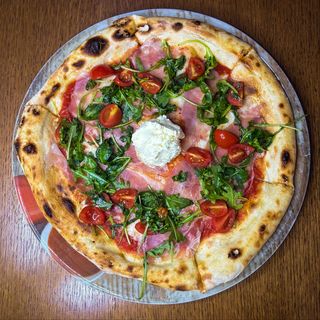 Crnogorska pizza i Nikšićko pivo