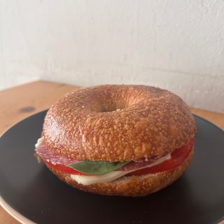 Bagel kapreze