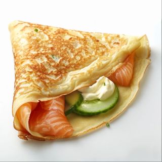 Palačinka sa lososom i krem sirom