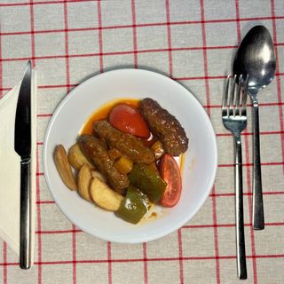 İzmir Köfte/ćufte u Sosu