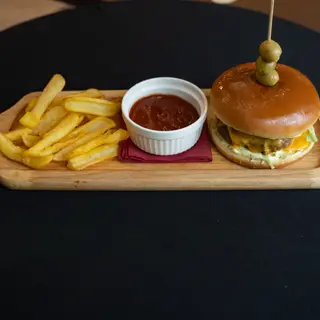 Ribnica Burger