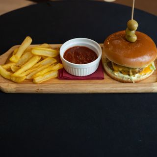 Ribnica Burger