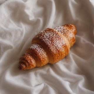 Croissant Classic
