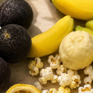 Сет из корпусных десертов: поп корн, маракуйя, банан