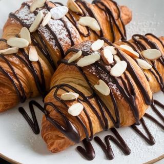 Croissant Nutella & Almond