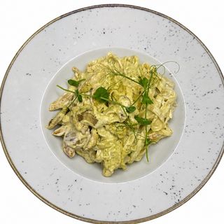 Tagliatelle sa pestom i piletino
