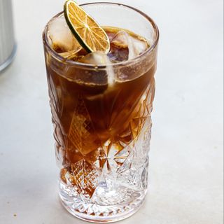 Espresso tonic