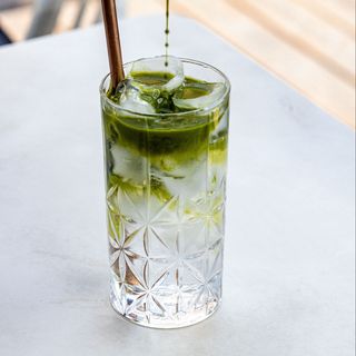 Matcha tonic