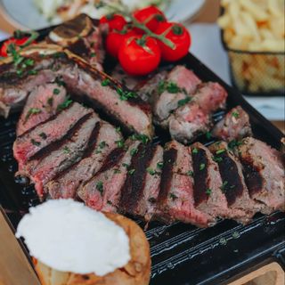 T-bone stek