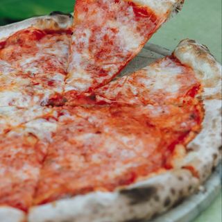 Pizza Margherita