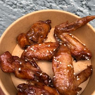 Barbecue wings