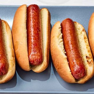 Hotdog with single sausage