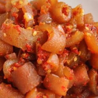 Peppered Pomo