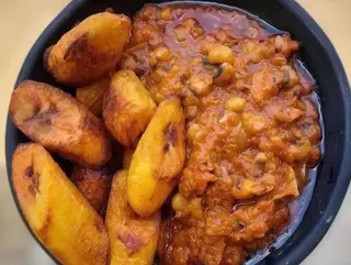 Portage Beans, Plantain and Fried Fish