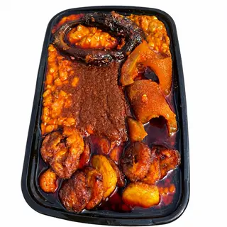 Ewa Agoyin + Kpanla + 2 Kpomo + Plantain
