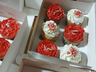 Frosted Cupcakes