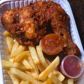 Yam fries and pepper sauce with peppered chicken big pack