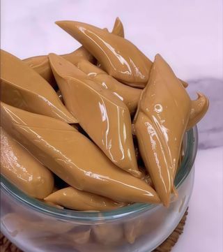 Condensed milk candy