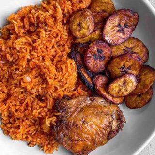 Jollof rice 
