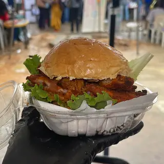 Beef Suya burger 