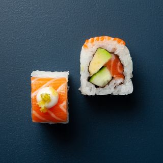 Lemon Salmon Roll
