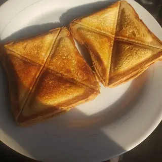 Toast bread