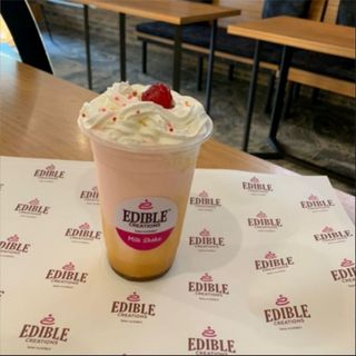 Strawberry Milkshake Large