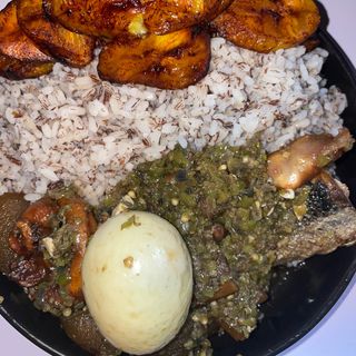 Ofada/white rice and sauce