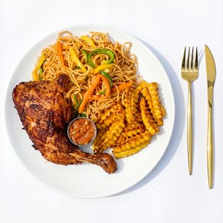 Jollof Spaghetti, Plantain & Chicken