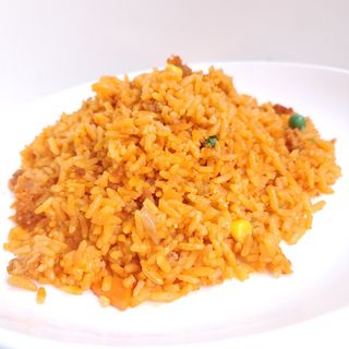 Jollof Rice With Chicken And Plantain 