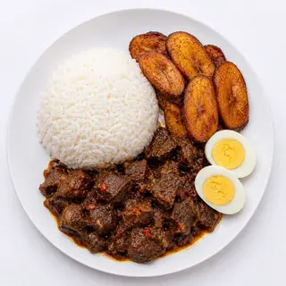 White Rice With Beef, Plantain And Boiled Egg