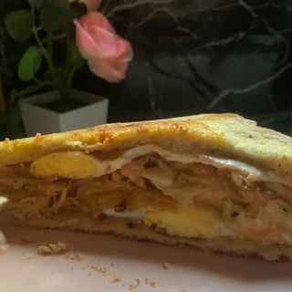 Aunty's Egg Sandwich (Half)
